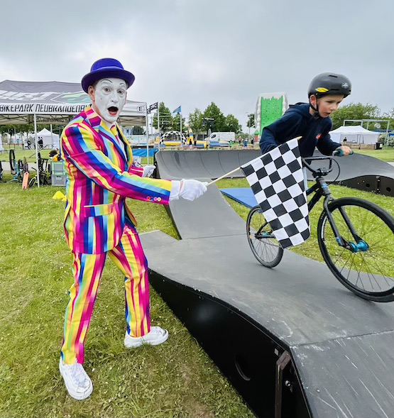 Pantomime Walking Act in Neubrandenburg